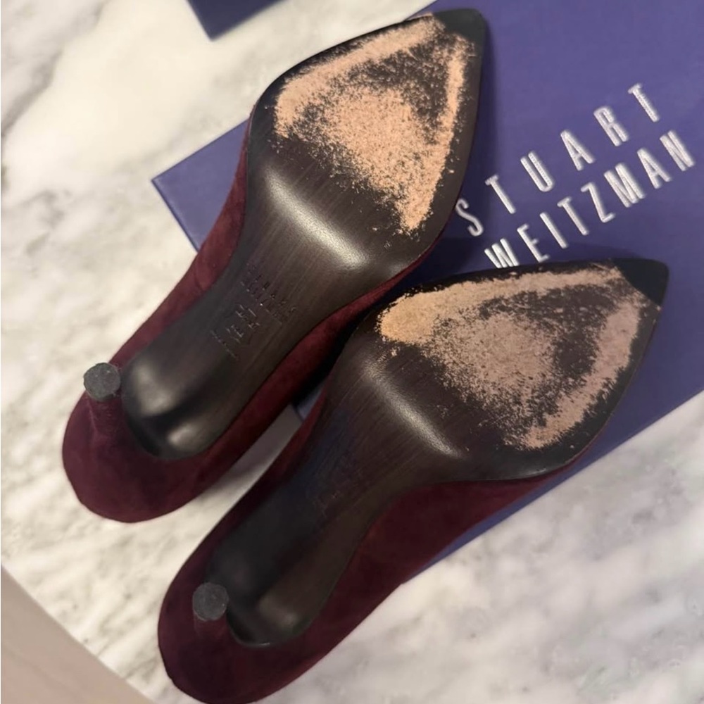 Stuart Weitzman Burgundy Suede Pointed Toe Pumps - Picture 3 of 4